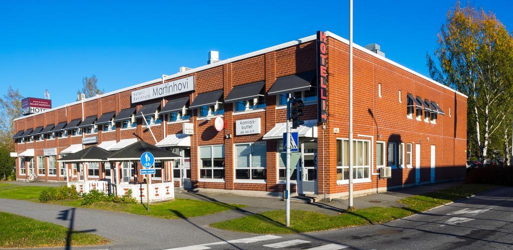 Hotelli&Ravintola Martinhovi Raisio Exterior foto